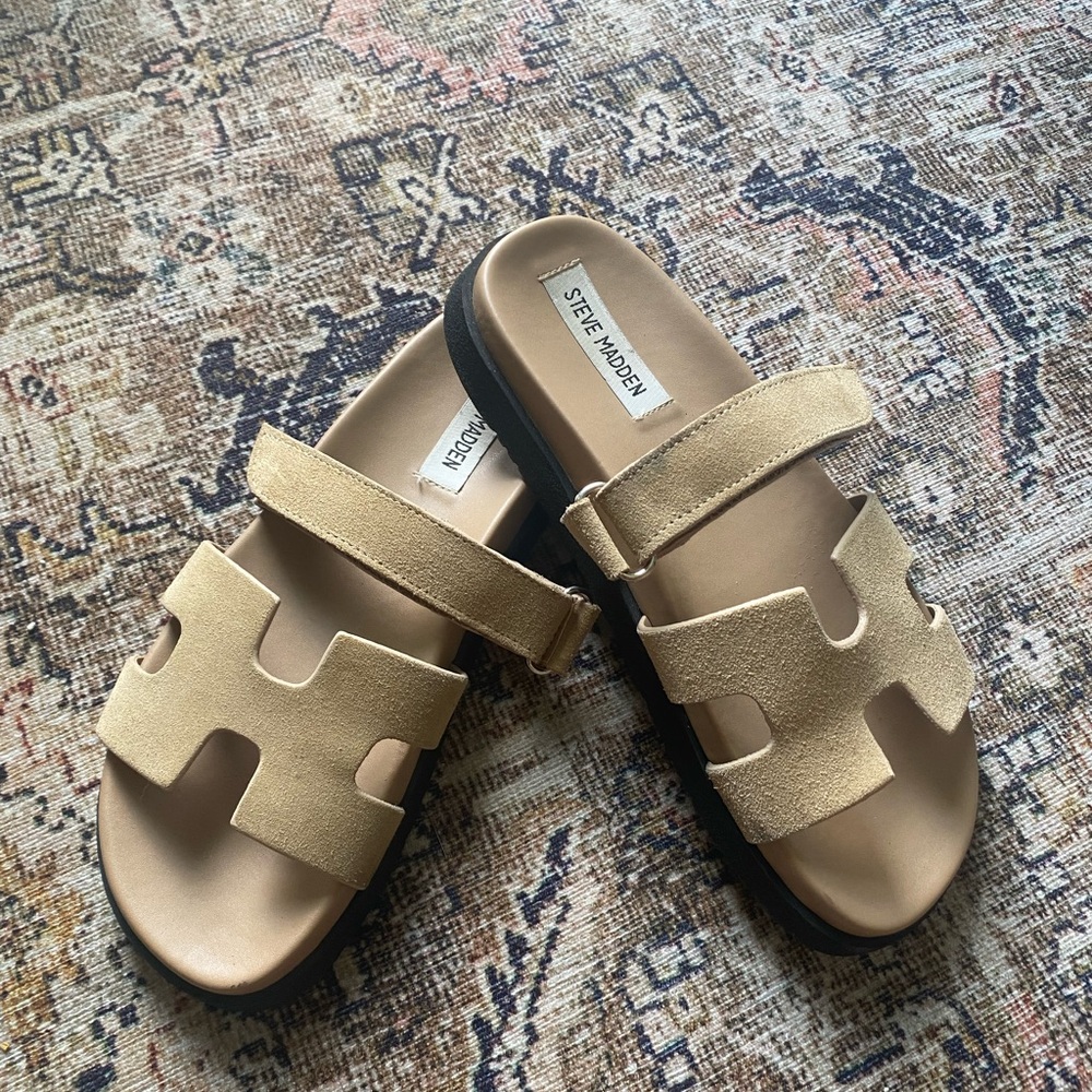 Steve Madden Tan Sandals